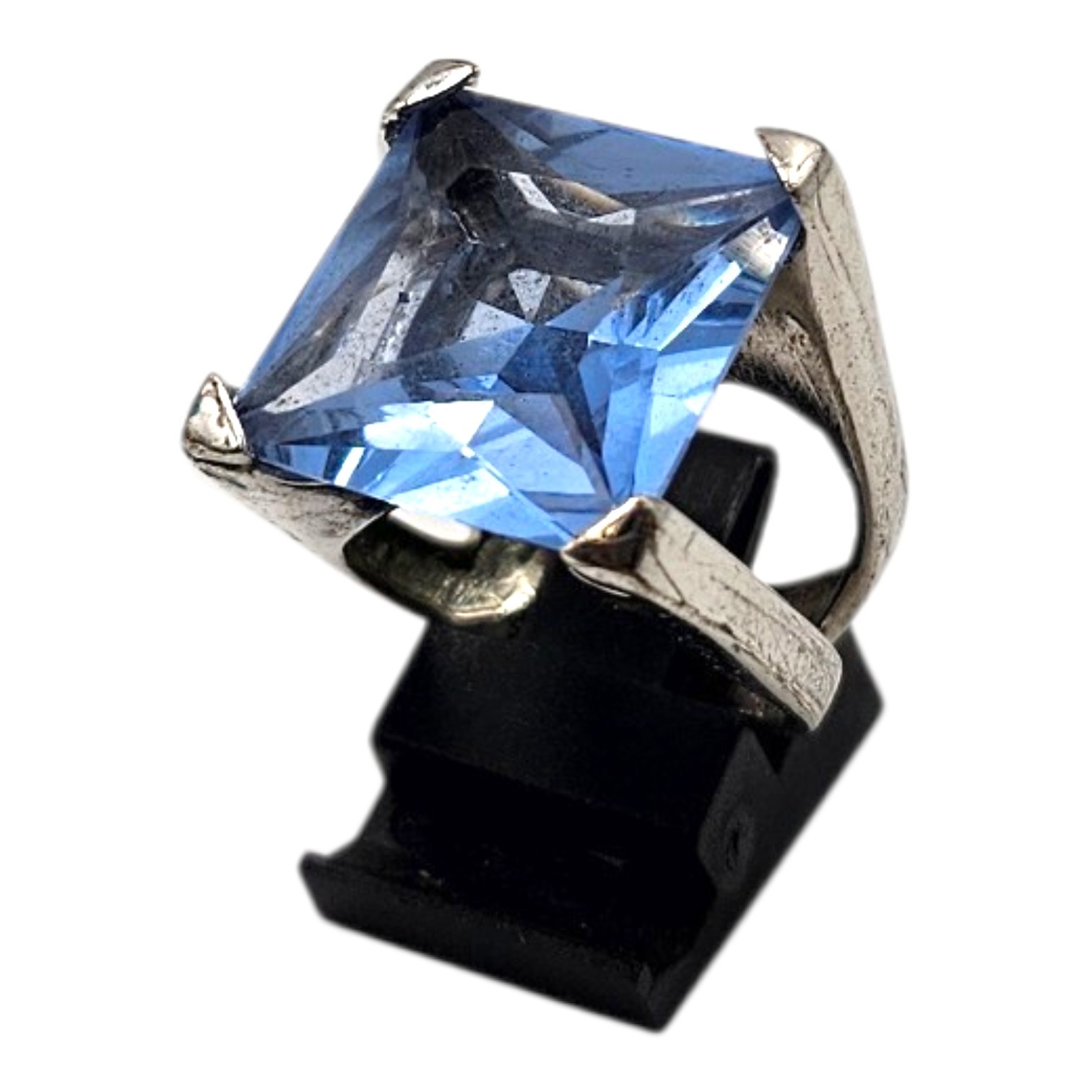 BAGUE COCKTAIL EN ARGENT (925) ET TOPAZE BLEUE ? PB 15.58 GR