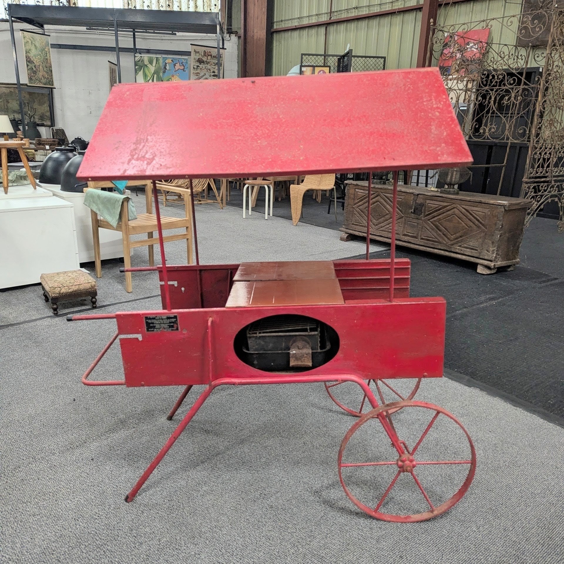 LE CREUSET CHARIOT PLANCHA ROUGE 130 x 120 x  75 CM