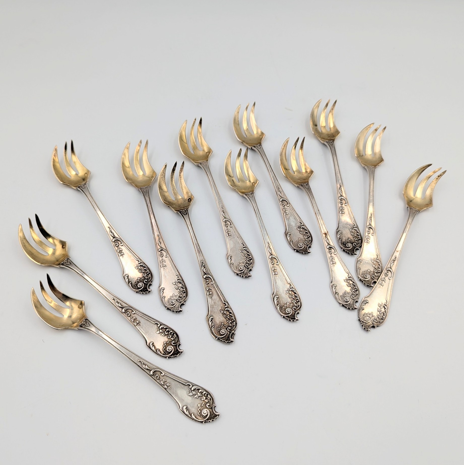 ROUSSEL 12 FOURCHETTES A HUITRE EN ARGENT MINERVE 238.62 GR