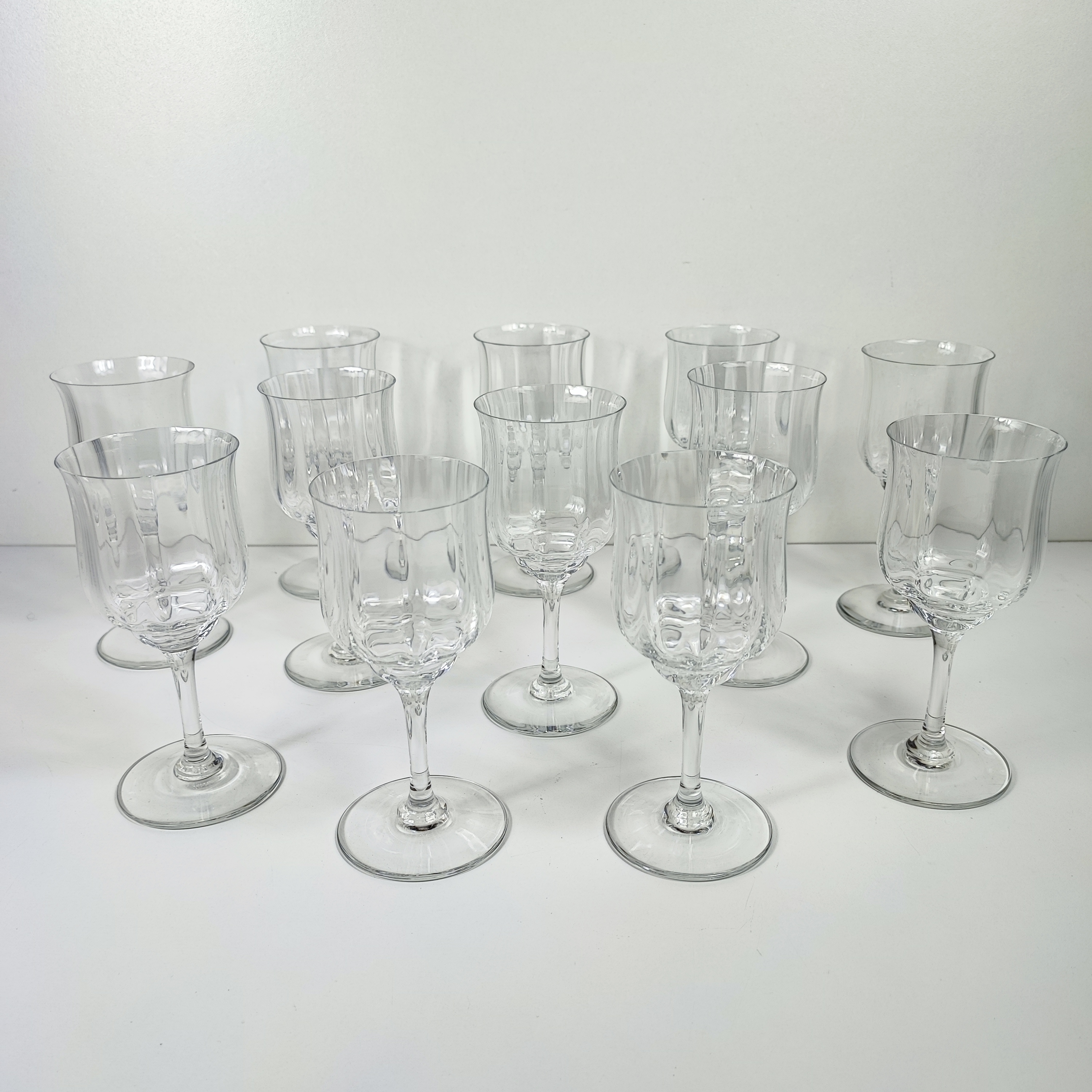 Verres à Vin en Cristal de Baccarat, 1950s, Set de 12 en vente sur