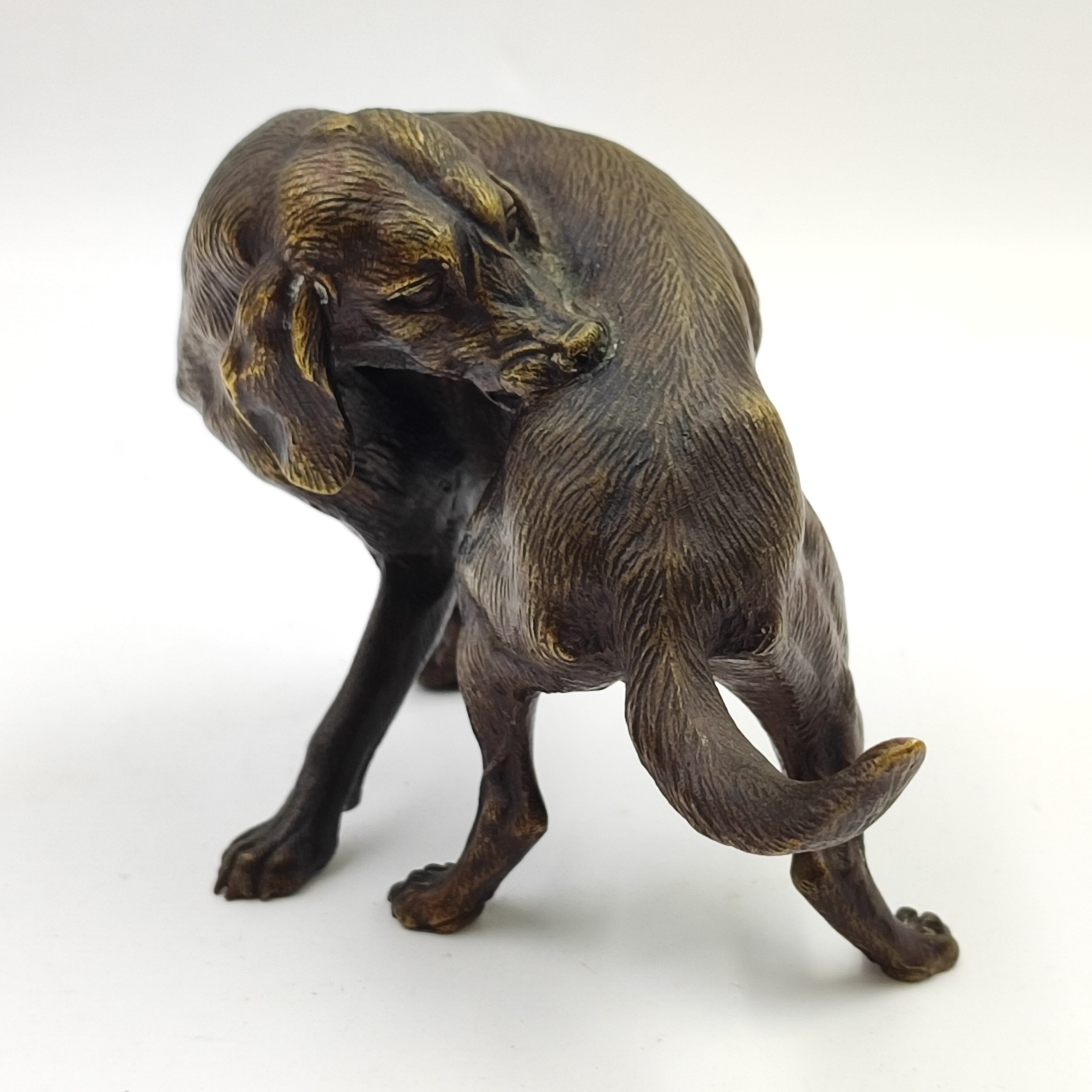 BRONZE DE CHEMIN LE CHIEN ET LA PUCE 16 X 11.5 CM 