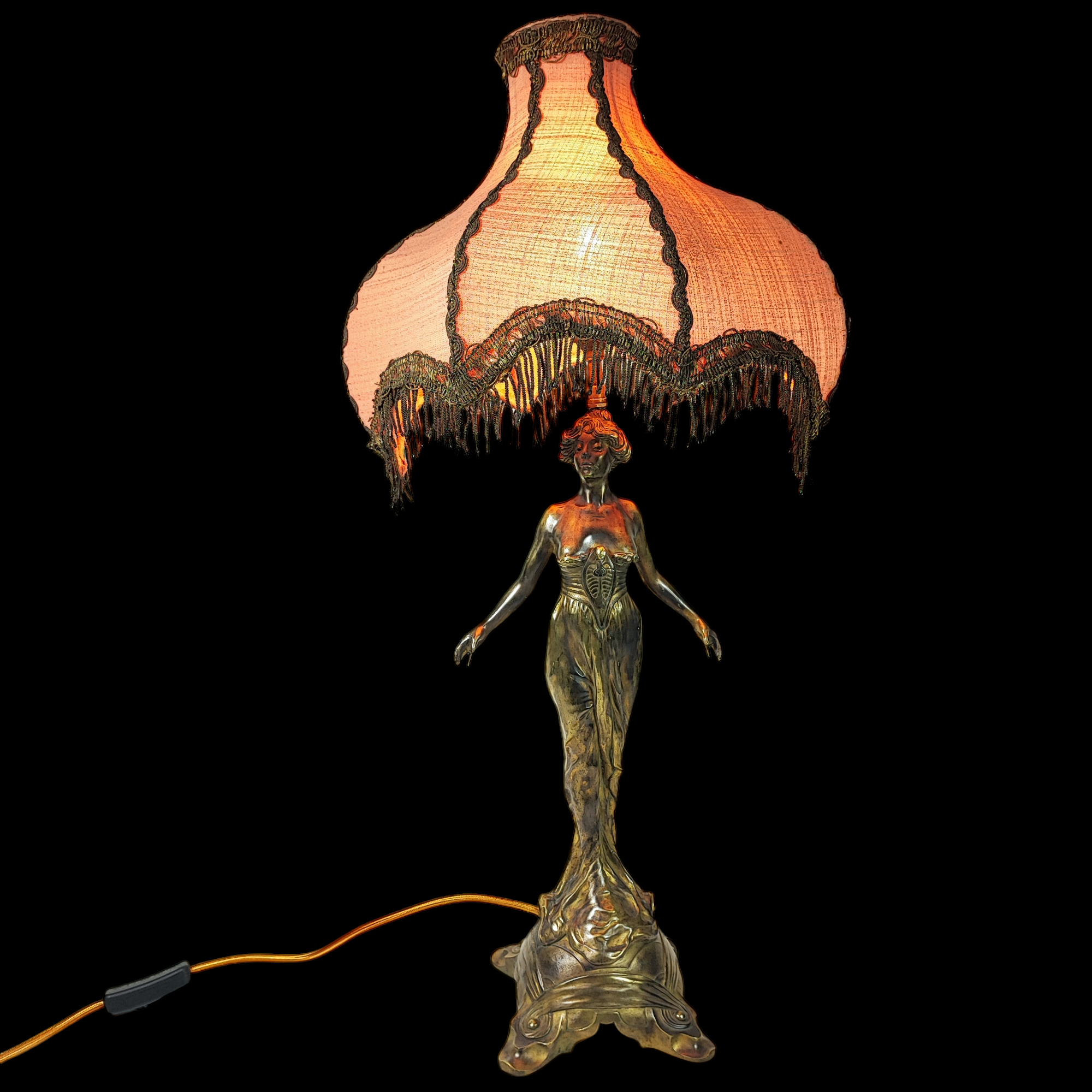 MAURICE MAIGNAN LAMPE ART NOUVEAU EN BRONZE H 67 CM