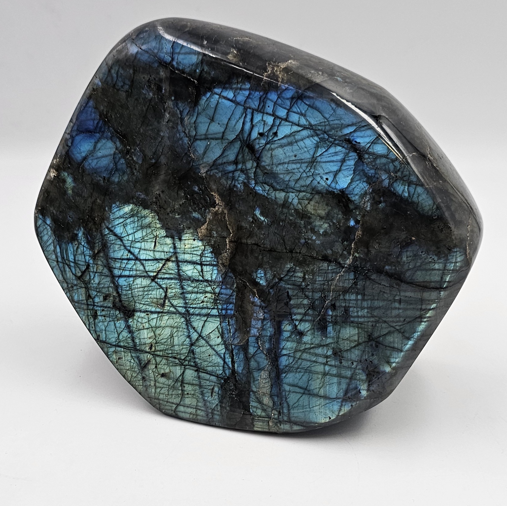 LABRADORITE 3.2 KGS