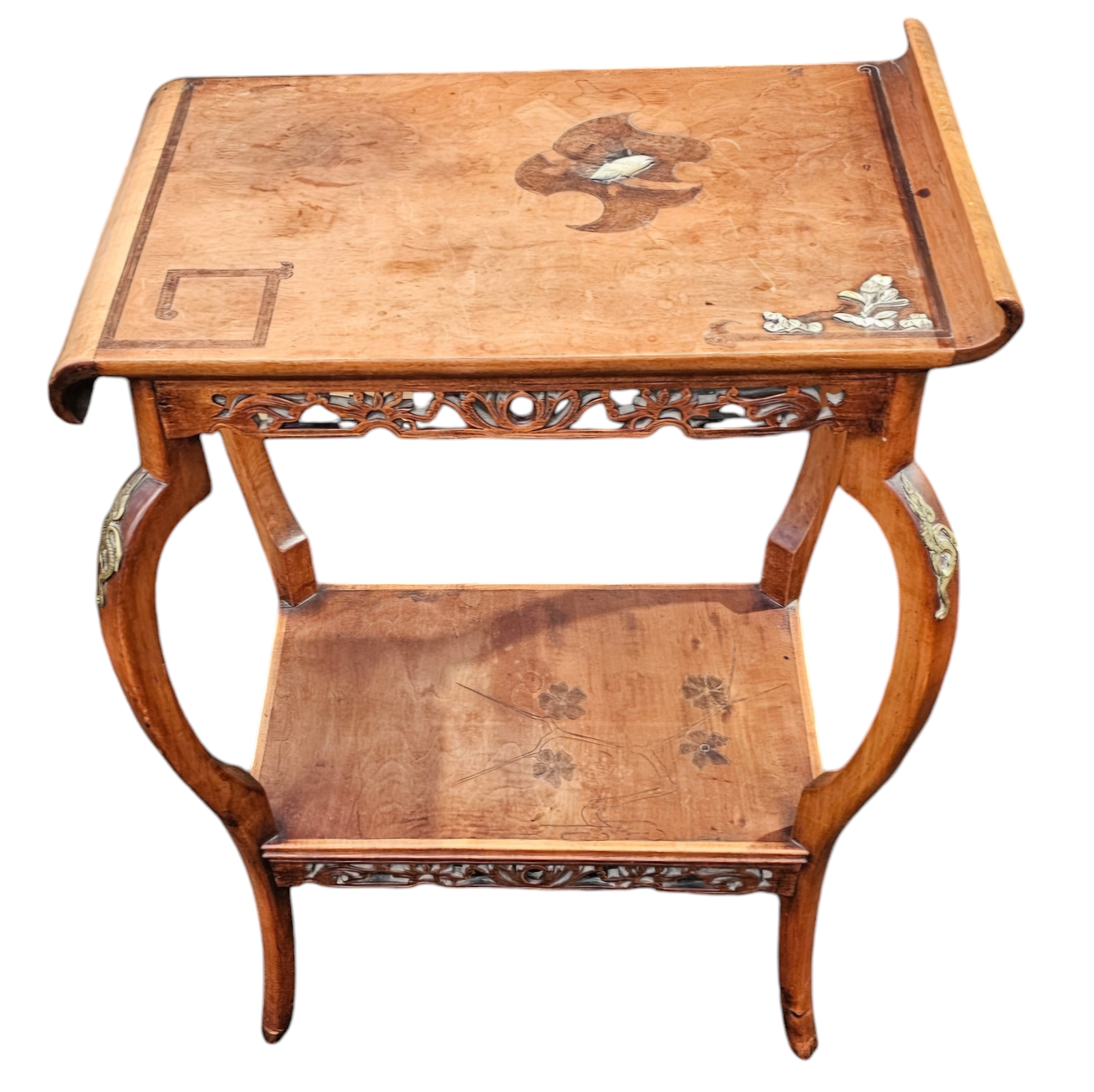 PETITE TABLE JAPONISANTE ATTRIBUEE A GABRIEL VIARDOT