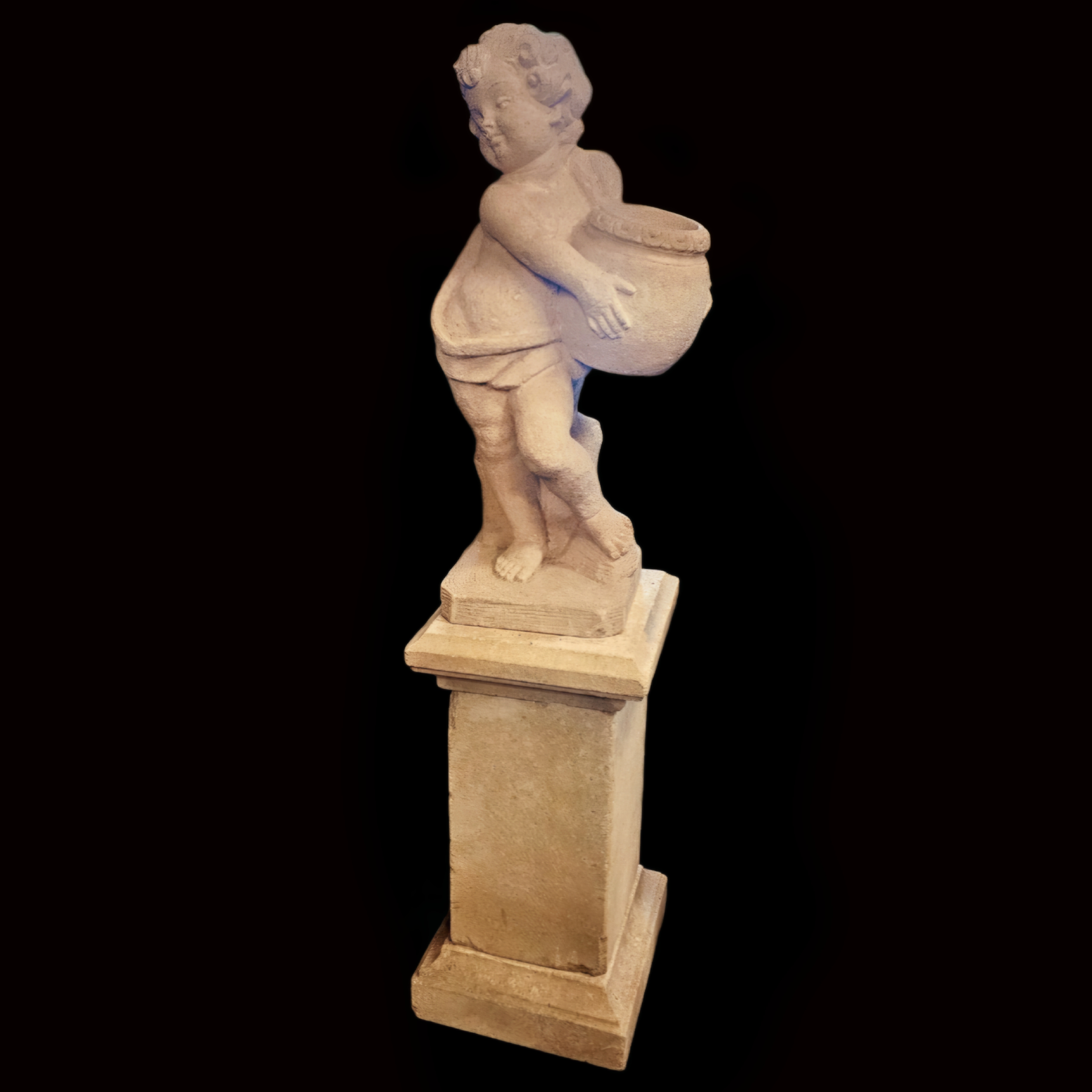 J PUTTO EN PIERRE RECONSTITUEE SUR SOCLE 130 x 33 x 33 CM