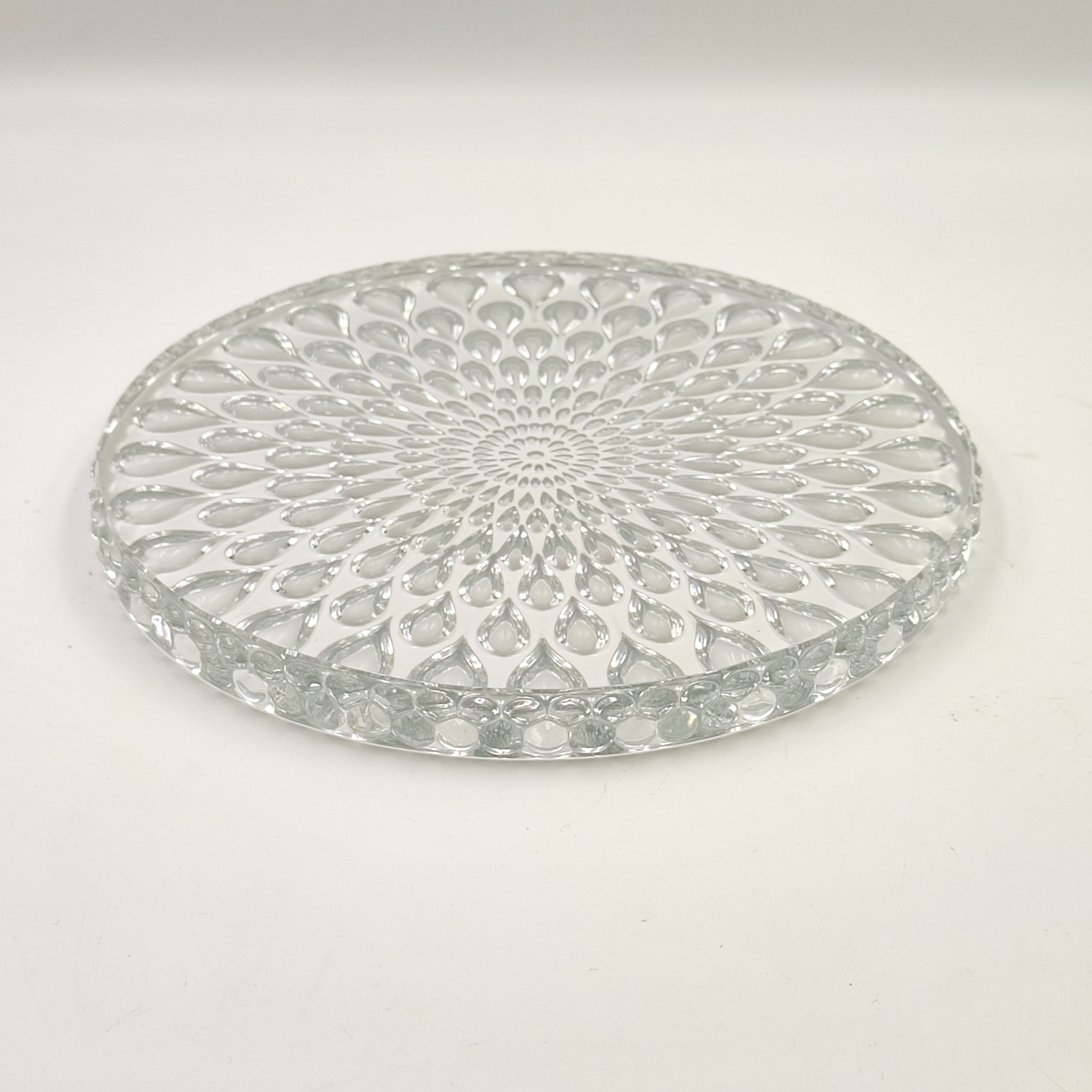 BACCARAT DESSOUS DE PLAT 22 CM