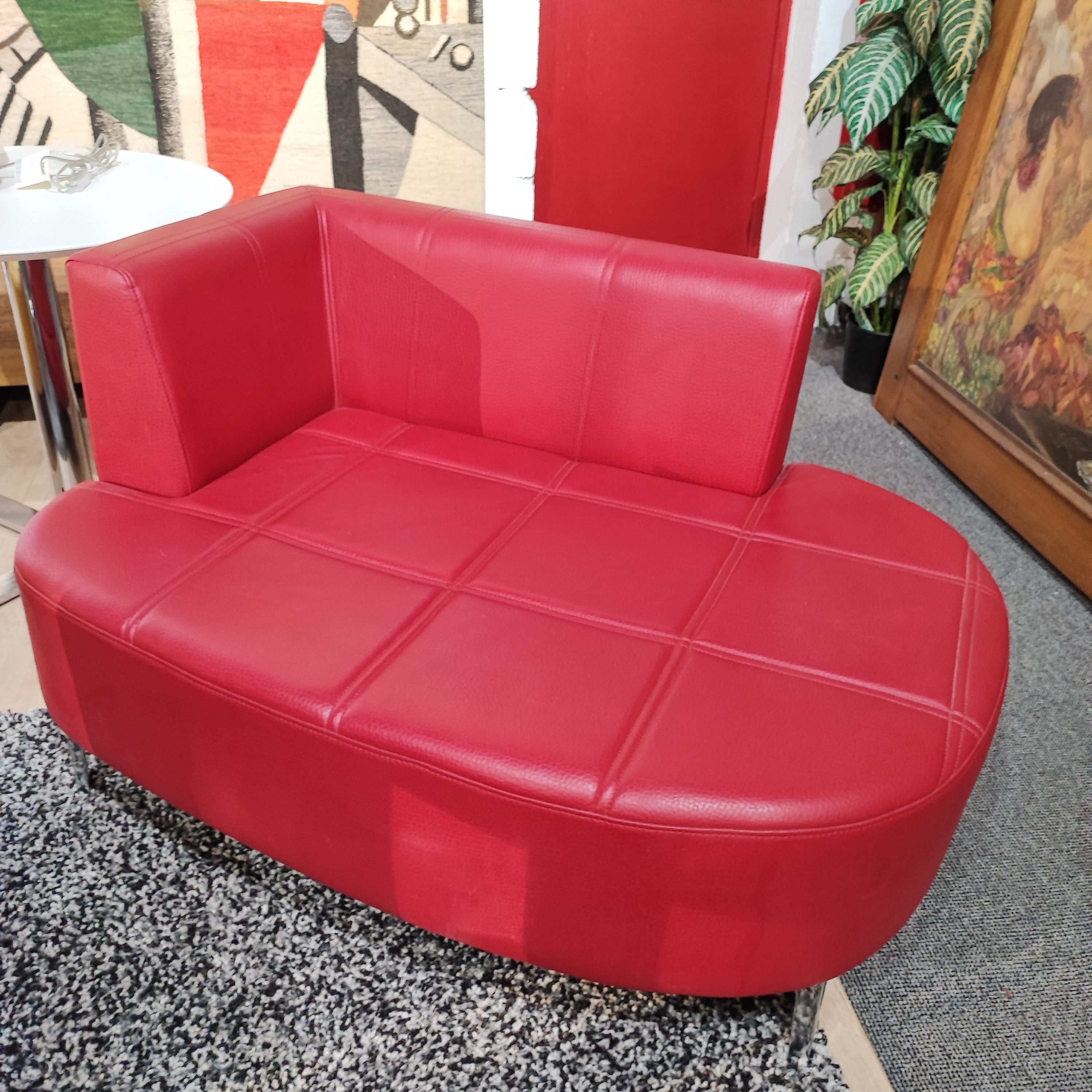 BANQUETTE RONDE DE COULEUR EN SKAI 115X8 X42