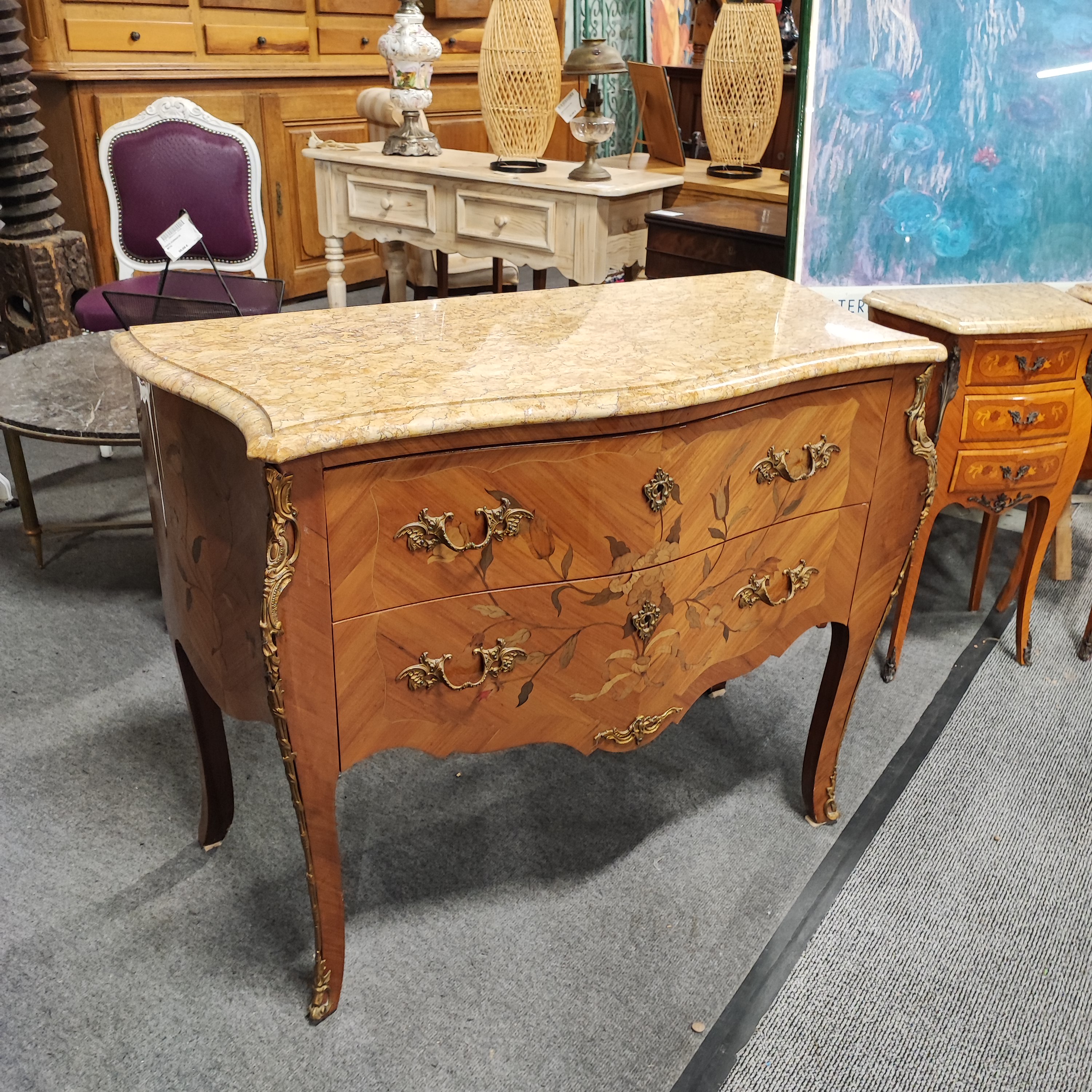 COMMODE 2 TIROIRS104/81/47 CM DESSUS MARBRE DE STYLE LOUIS XV