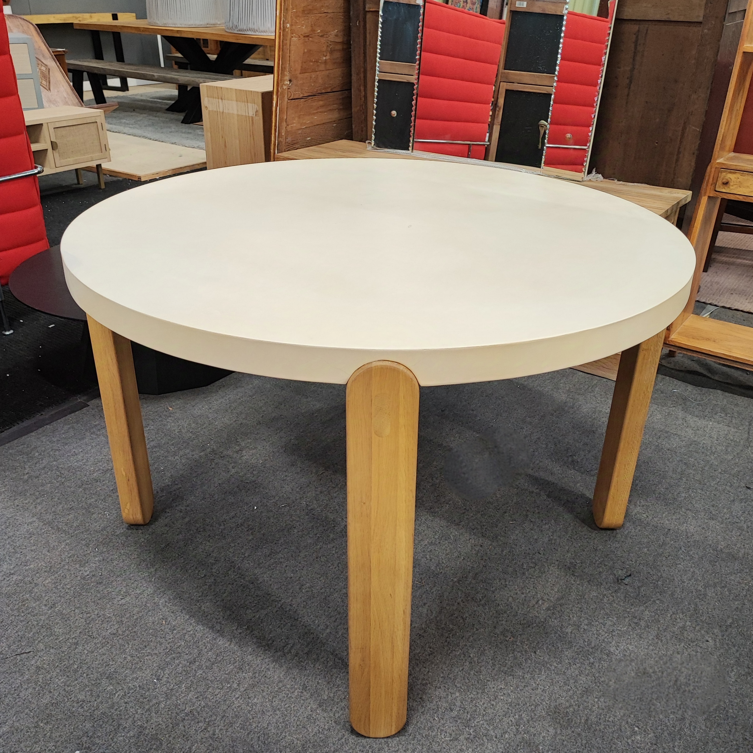 850011 TABLE RONDE 120 CM BETON ET CHENE