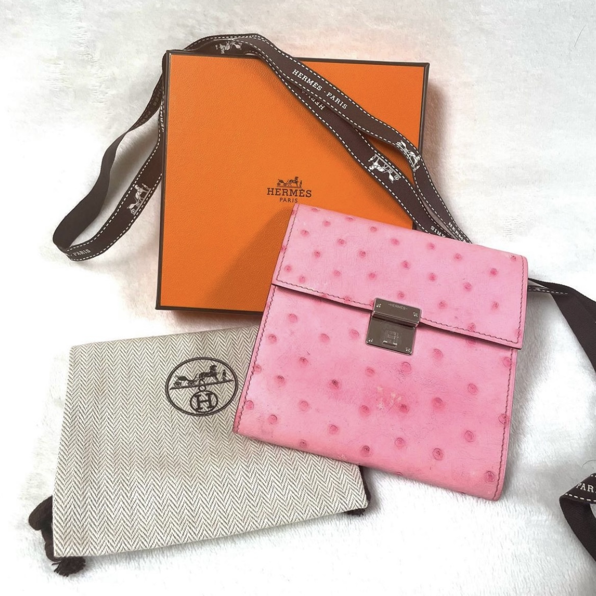 HERMES PORTEFEUILLE CLIC 12 EN AUTRUCHE BOREALE ROSE BUBBLE GUM + BOITE FACTURE