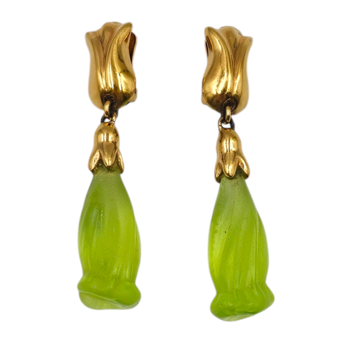 DAUM BOUCLES D OREILLES EN PATE DE VERRE FLEUR VERTE ATTACHE DOREE