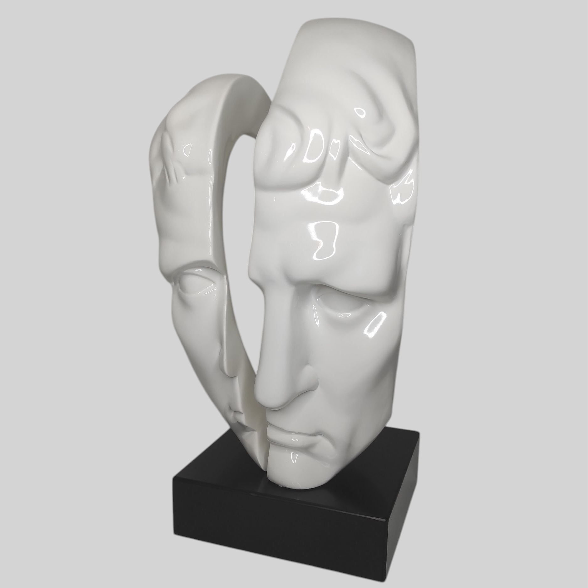 SCULPTURE EN RESINE TETE VIDE 47 x 30 x 25 CM