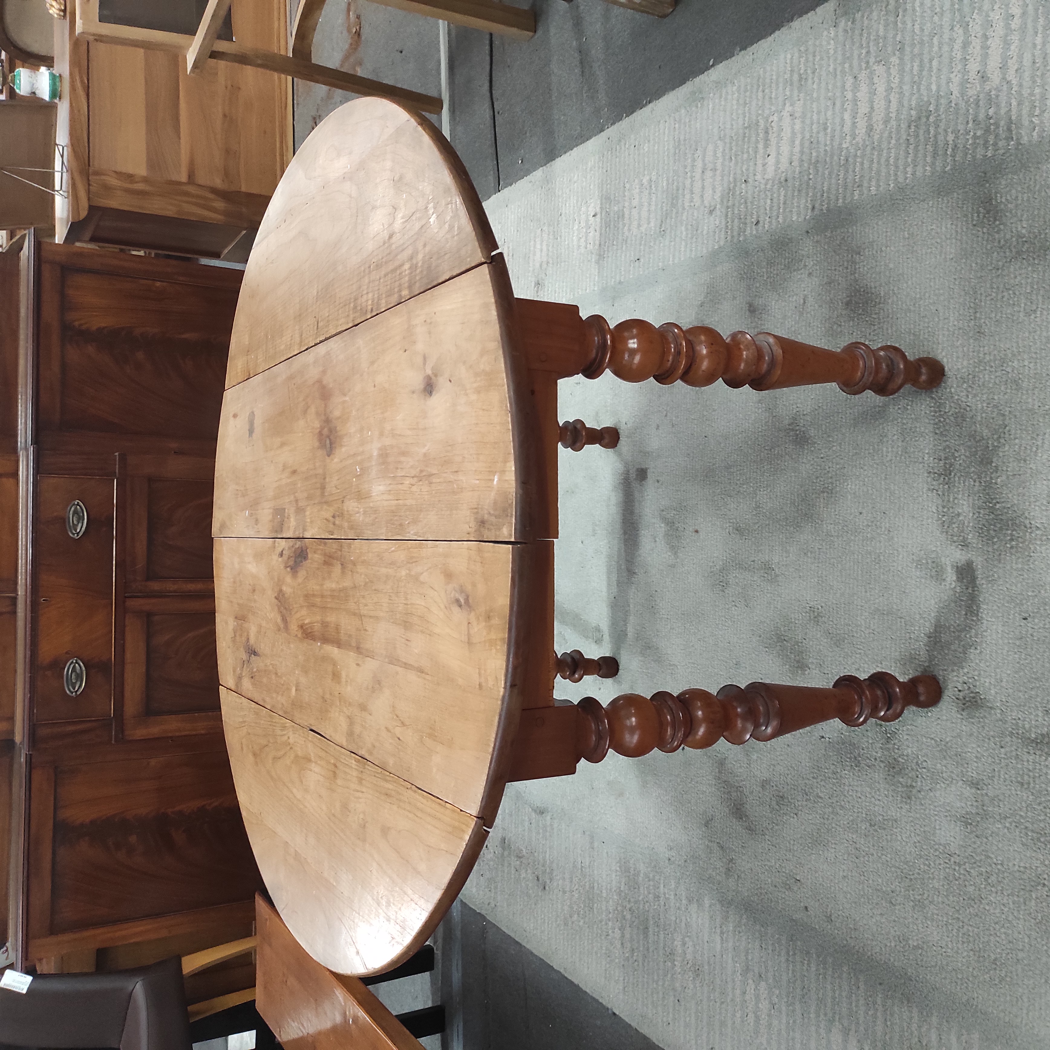 TABLE DE REPAS 105/73 CM 2 ABATTANTS
